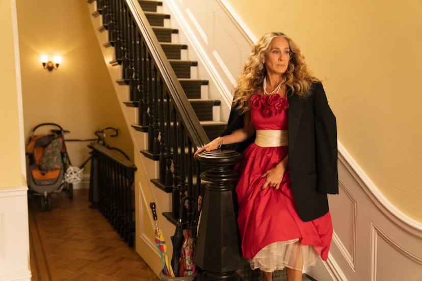 Carrie Bradshaw wears a tulle dress and Big's blazer on 'And Just Like That.'