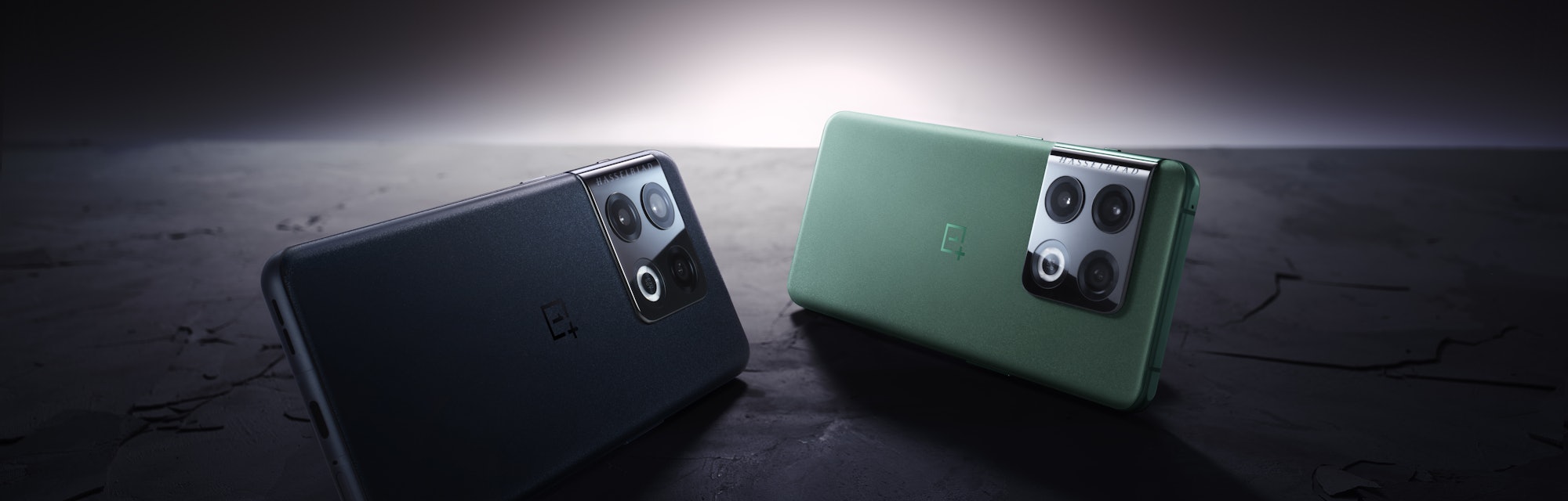 OnePlus 10 Pro in Volcanic Black and Emerald Forest.