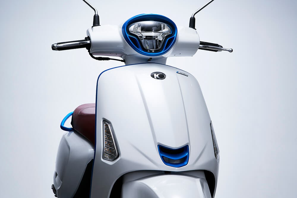Kymco's Like 125 EV e-scooter with five modular batteries and a 125-mile range.