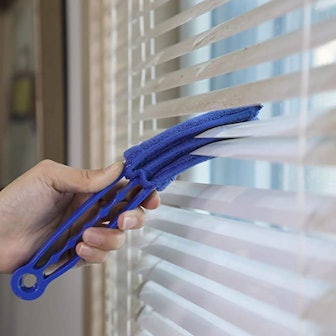 HIWARE Window Blind Cleaner Duster Brush 