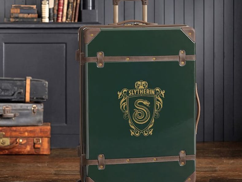 This Slytherin decor from the Harry Potter collection is sure to warm even the coolest hearts.