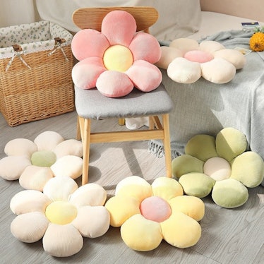 These flower pillows are kawaii decor for any room. 