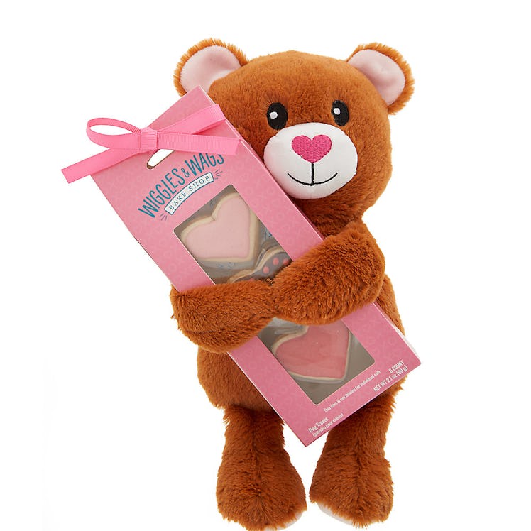 Your Valentine day dog will love this gift from the PetSmart's Valentine's Day 2022 collection. 