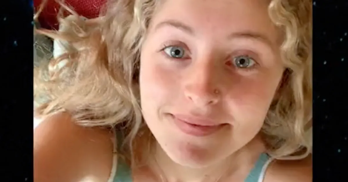 How Does Locket App Work? How To Use The TikTok-Viral Photo-Sharing Widget