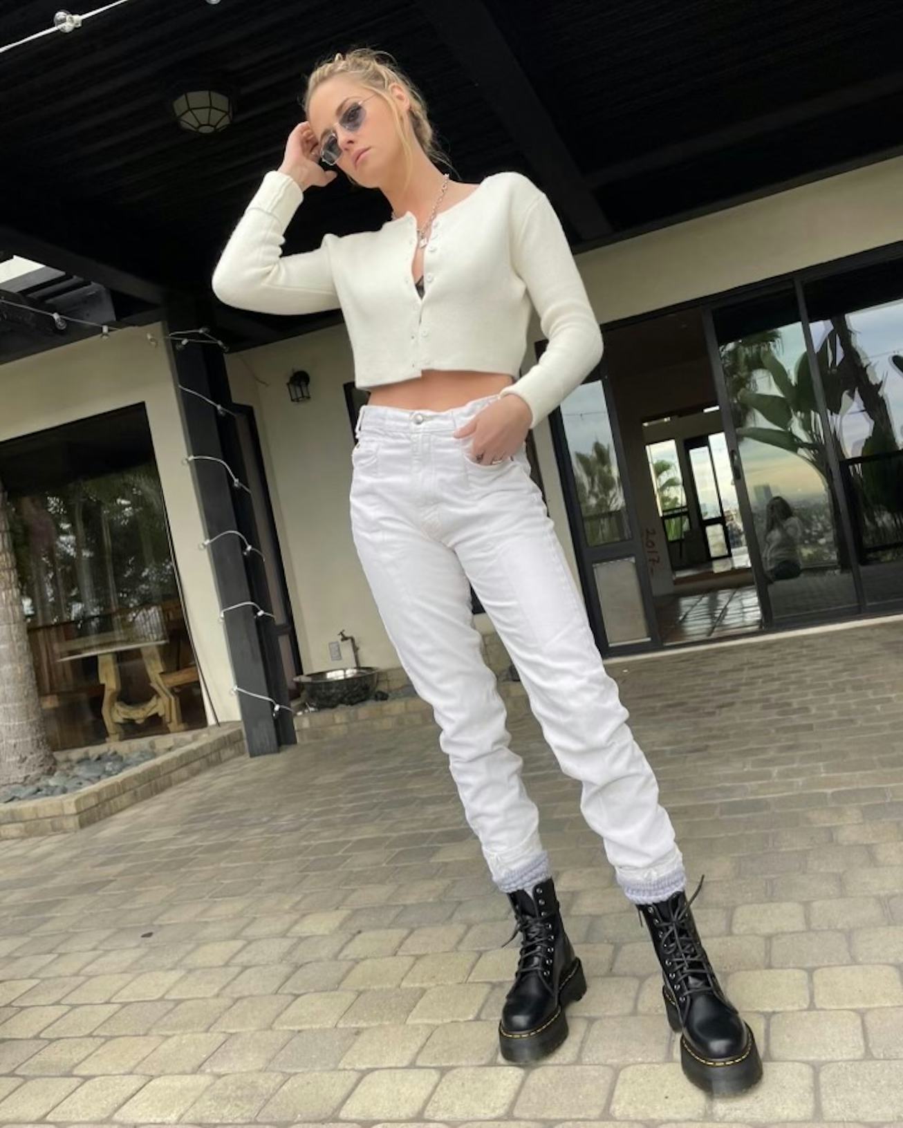 Kristen Stewart wearing Edikted's cropped cardigan.