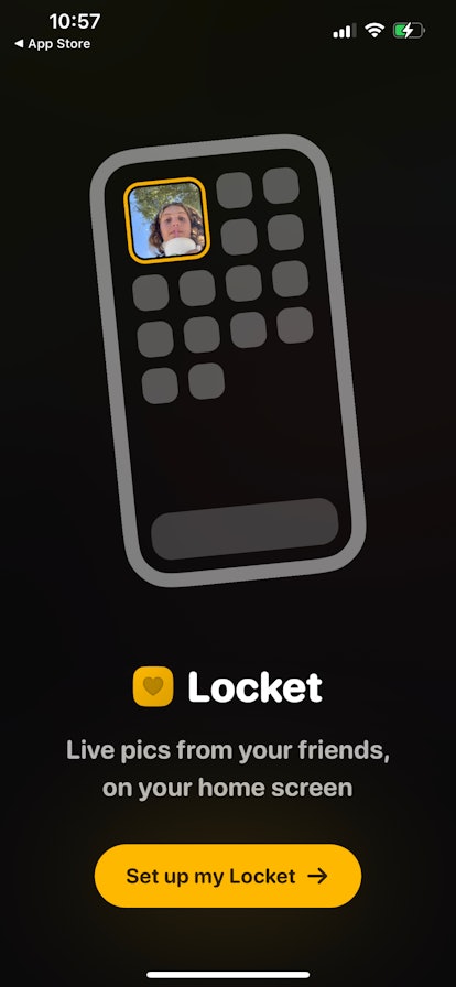 How To Use The Locket App Camera Widget On iOS For All The Photo Fun