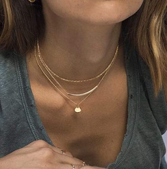 Aisansty Dainty Layered Choker Necklaces