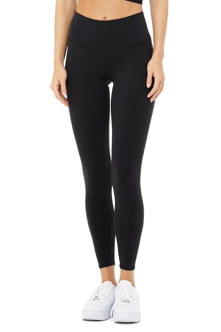 Alo Yoga black 7/8 Airbrush leggings.