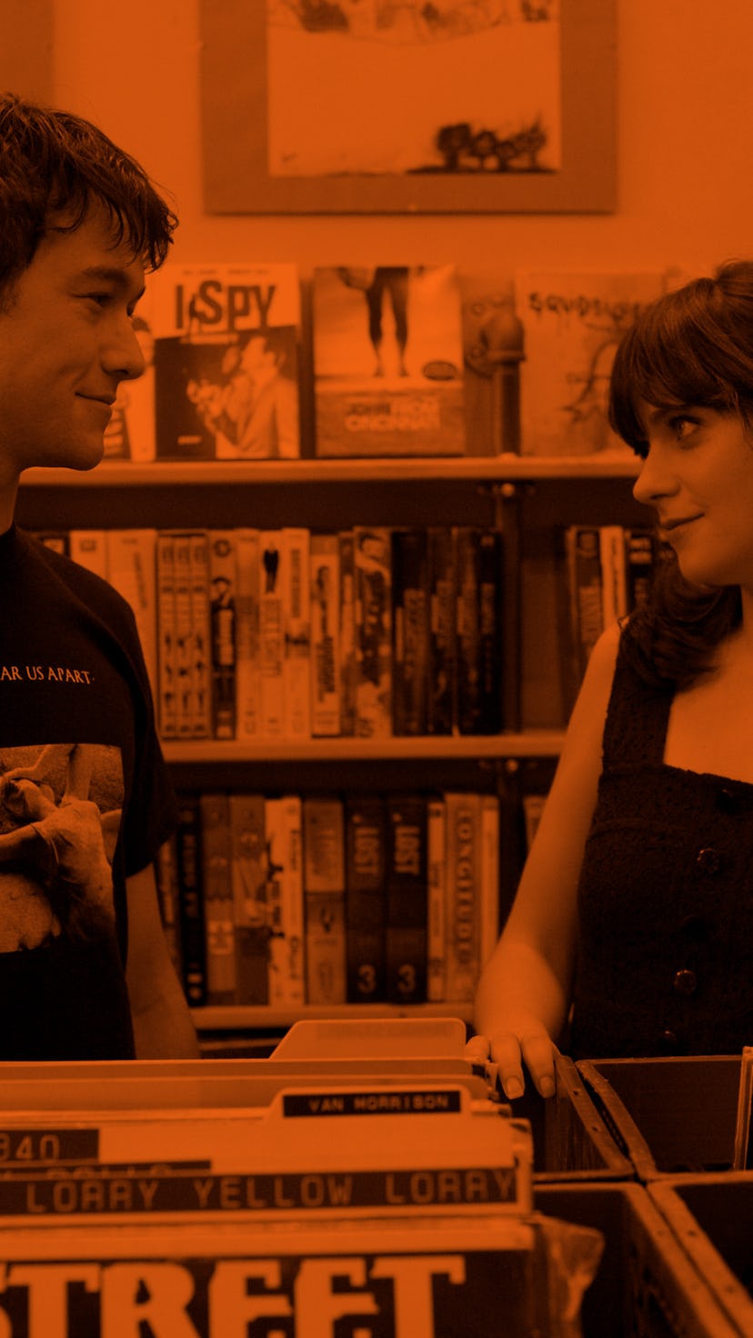 Joseph Gordon-Levitt and Zoe Deschanel looking at each other in the film "500 Days of Summer" 