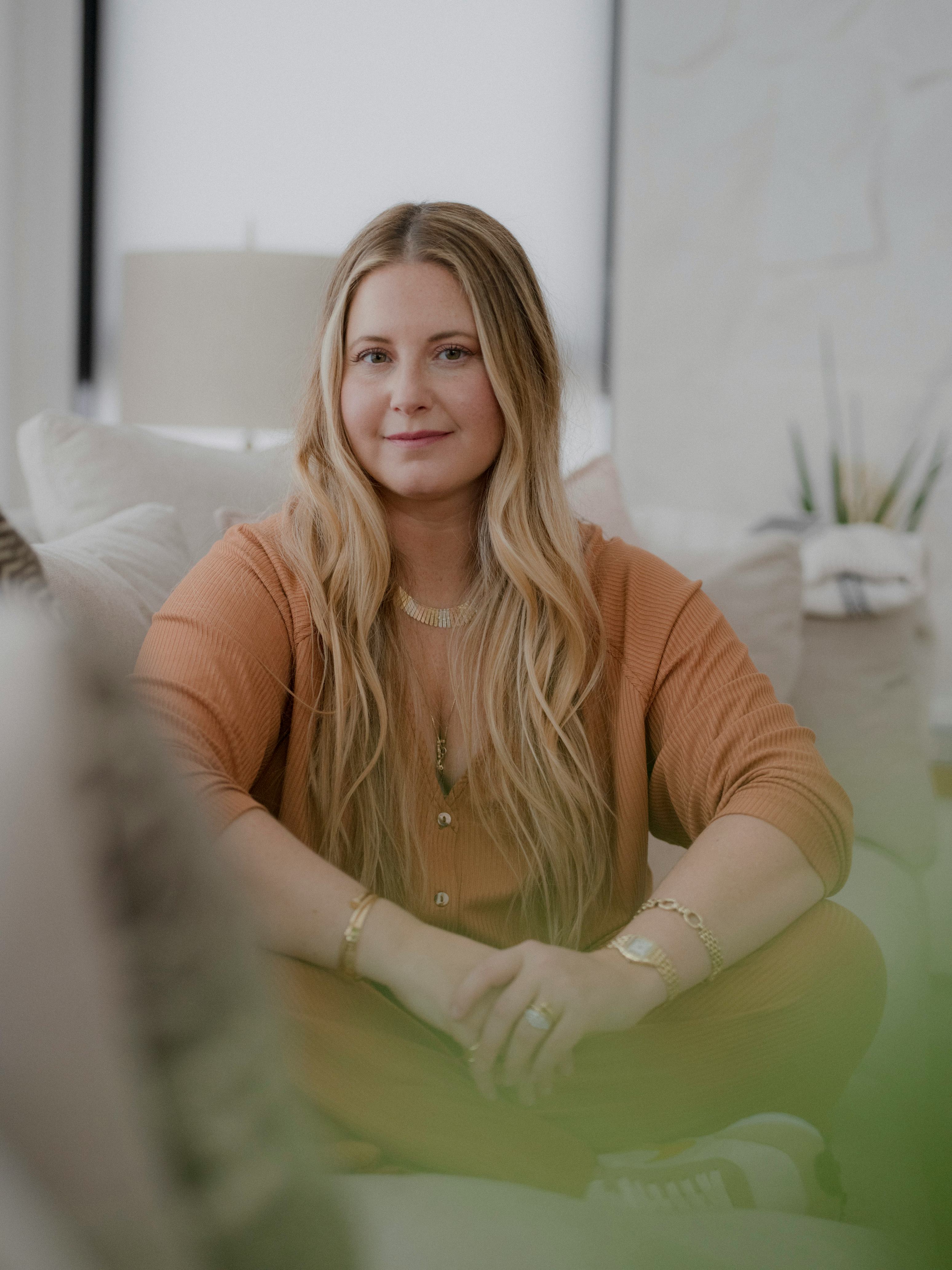 a portrait of Erin Kleinberg