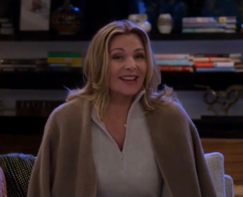 Kim Cattrall as future Sophie in 'How I Met Your Father' Season 1