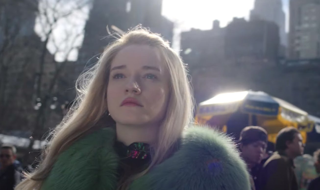 Julia Garner as Anna Delvey in the first Inventing Anna trailer for Netflix