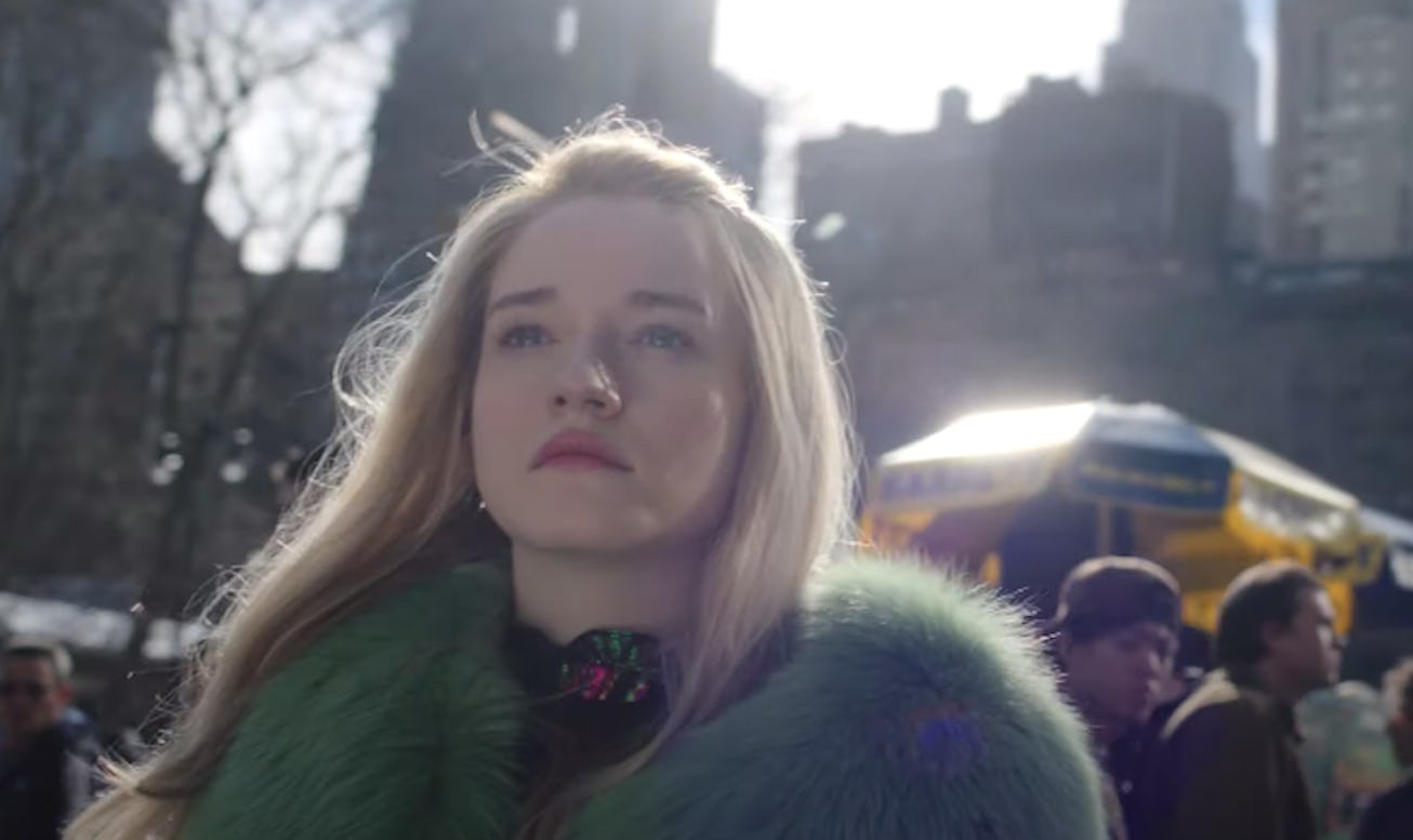 Julia Garner as Anna Delvey in the first Inventing Anna trailer for Netflix