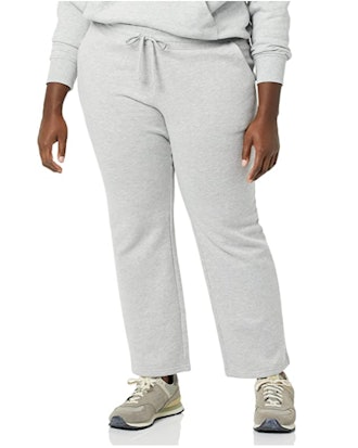 Amazon Essentials Relaxed-Fit Fleece Sweatpants