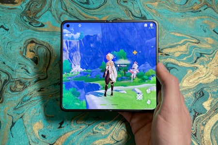 Oppo Find N 5G running Genshin Impact on foldable display
