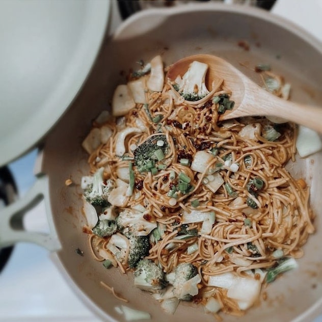 Always pan recipe, spicy satay noodles