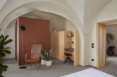 You can apply to live rent free in Airbnb's Sicily Villa with this offer.
