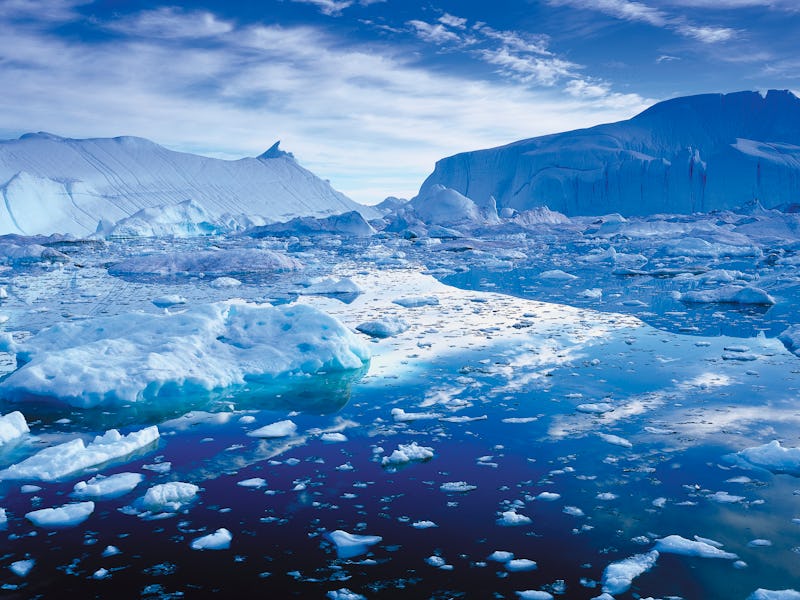 Ice sheets on ocean