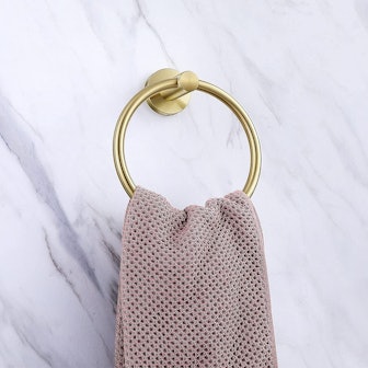 Pynsseu Towel Ring