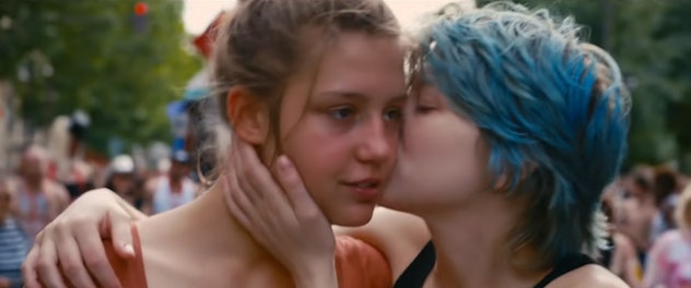 Emma kisses Adele's cheek in Blue is the Warmest Color