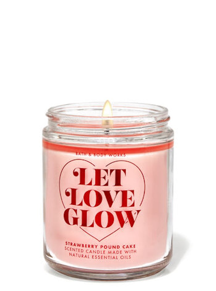 Bath & Body Works' Valentine's Day 2022 collection includes Strawberry Pound Cake candles.
