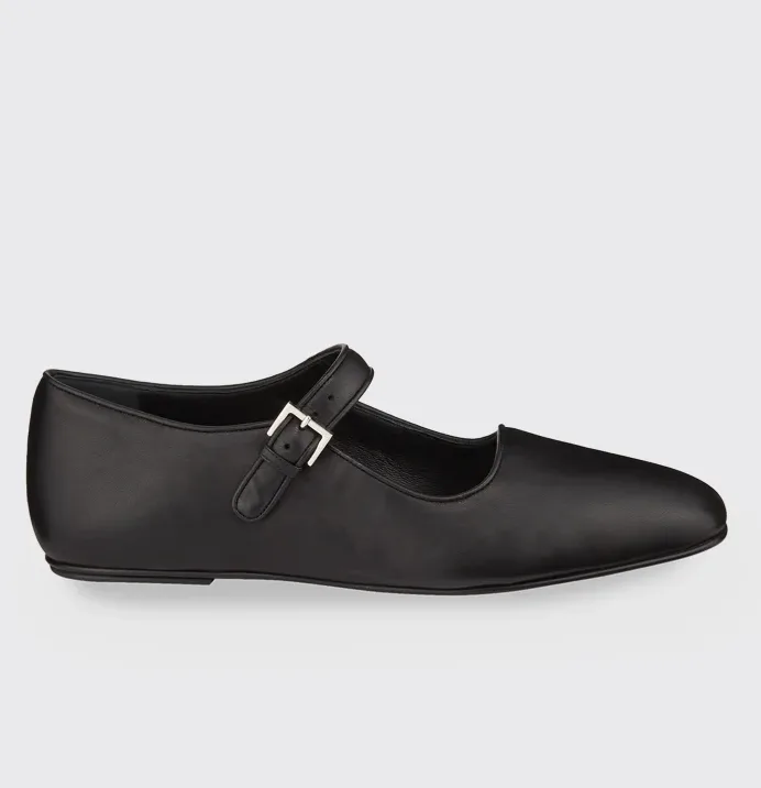 Zoë Kravitz’s Mary Jane Ballet Flats Can Be Worn Year Round