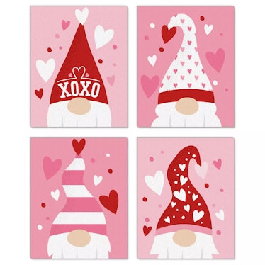 Target's new Valentine's Day gnomes decorations are too adorable.