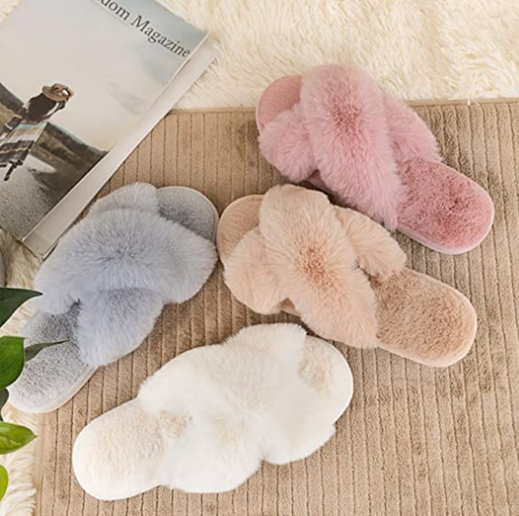 Parlovable Faux Fur Slippers