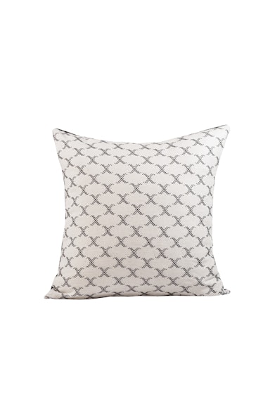 Niswi Pillow in White