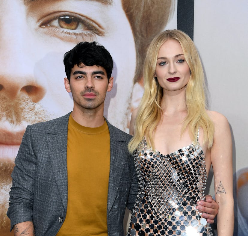 Joe Jonas and Sophie Turner imitated the Kardashians in a new TikTok video.
