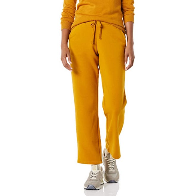 Amazon Essentials Relaxed-Fit Fleece Sweatpants