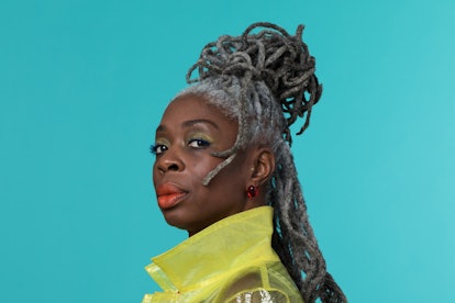 woman with gray locs