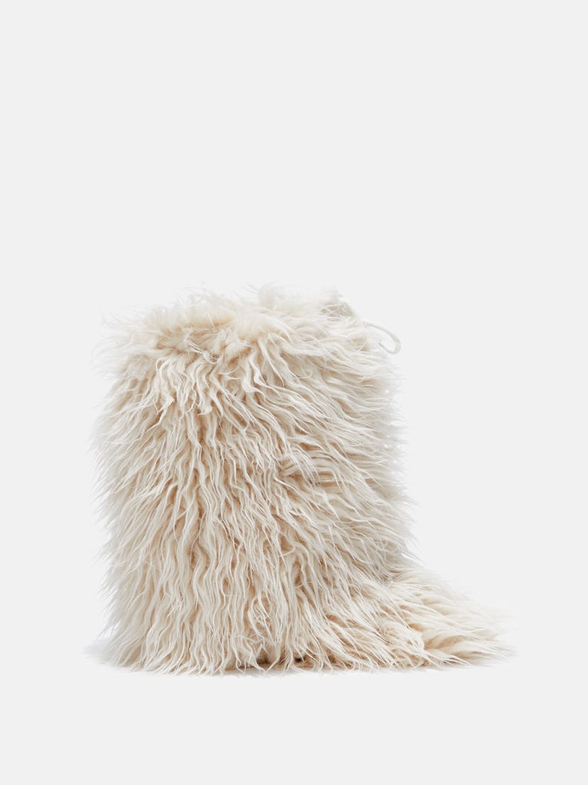 CREAM FAUX-FUR ICON BOOT COVERS