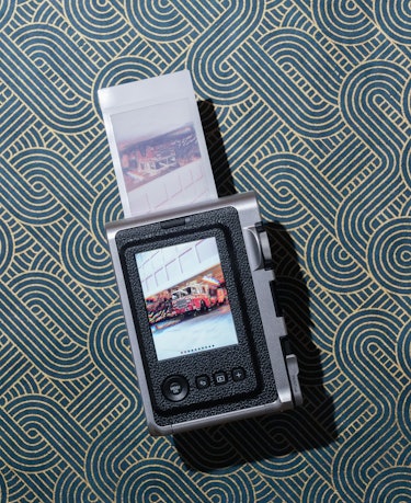 Fujifilm Instax Mini Evo review: more camera than toy - The Verge