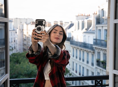 Use these Paris Instagram captions to feel like a real-life Emily in Paris. 