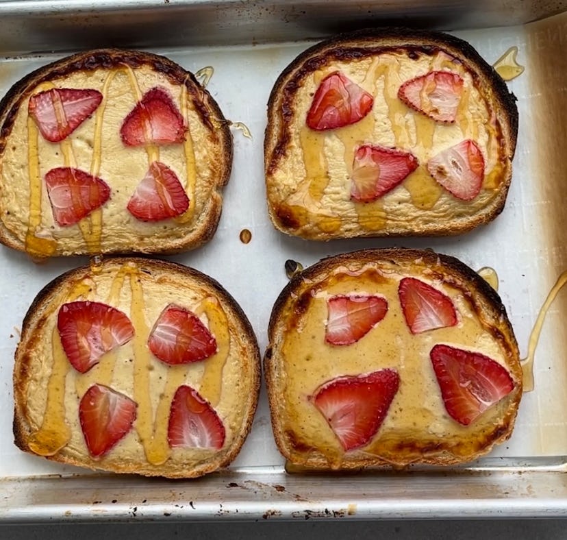 TikTok's latest trend is showing how to make custard yogurt toast with fruit.