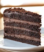 These National Chocolate Cake Day 2022 deals include freebies and discounts.