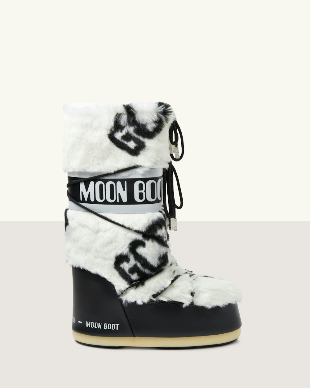 MOON BOOT IN FAUX FUR WITH GCDS LOGO