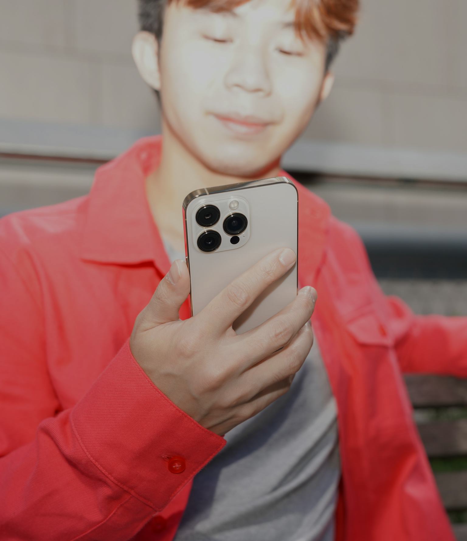 How to use your iPhone's "sweater mode" to take better photos