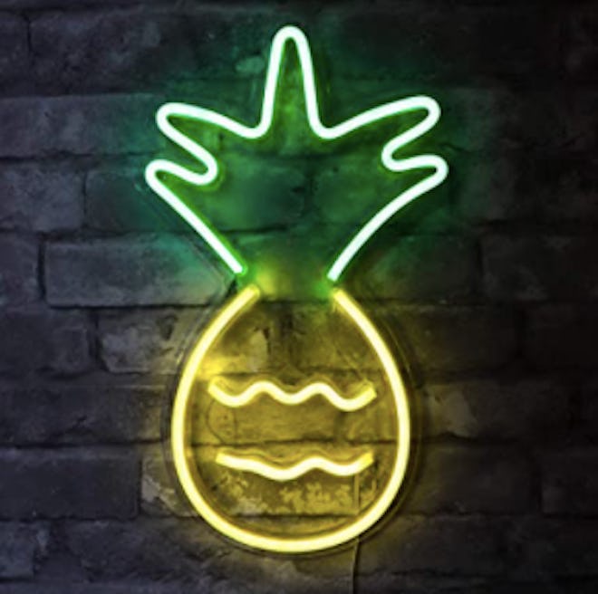 Pineapple LED Wall Art makes a great gift for tweens who have everything