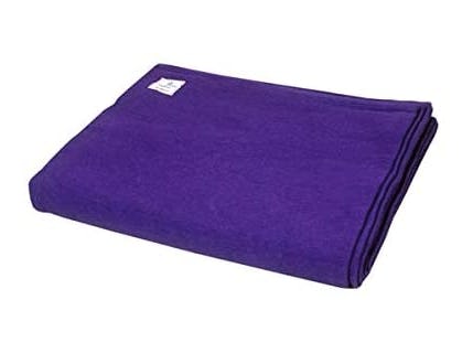 The 7 Best Yoga Blankets In 2022