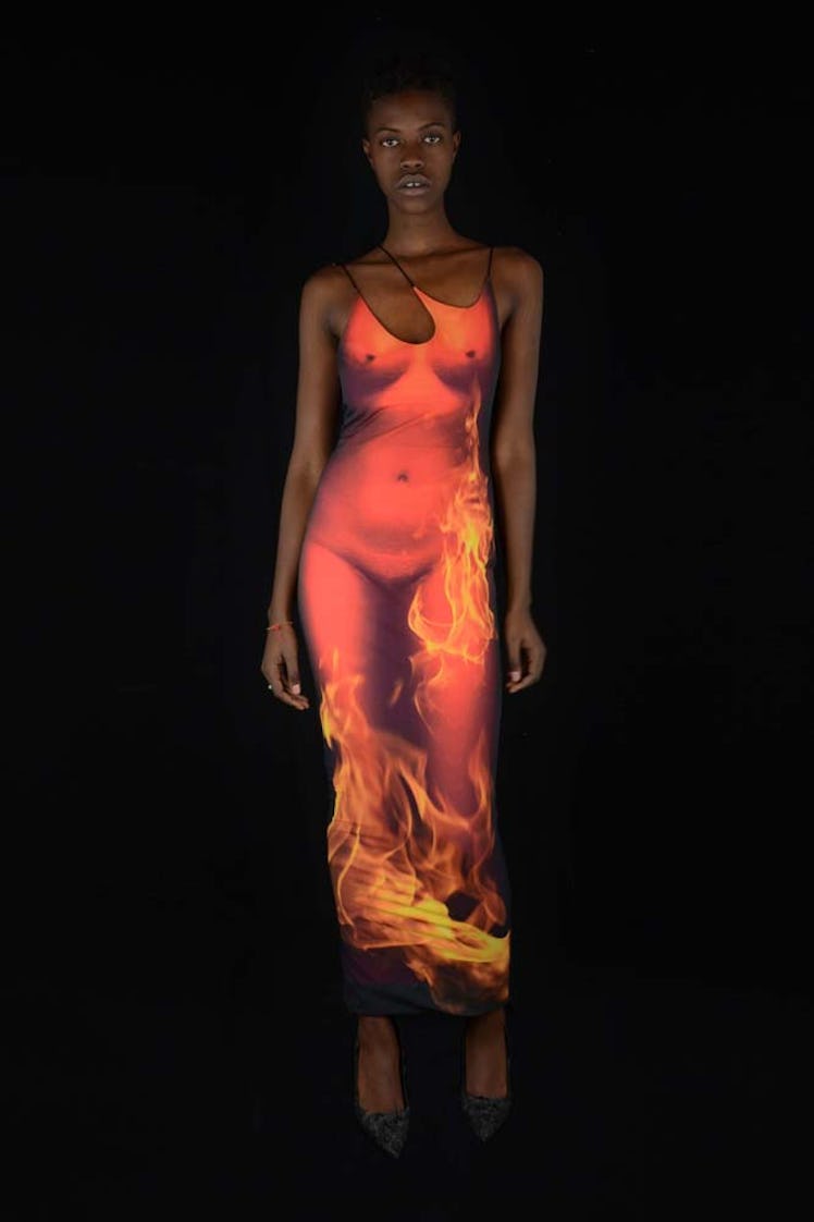 Syndical Chamber Fire Long Gown