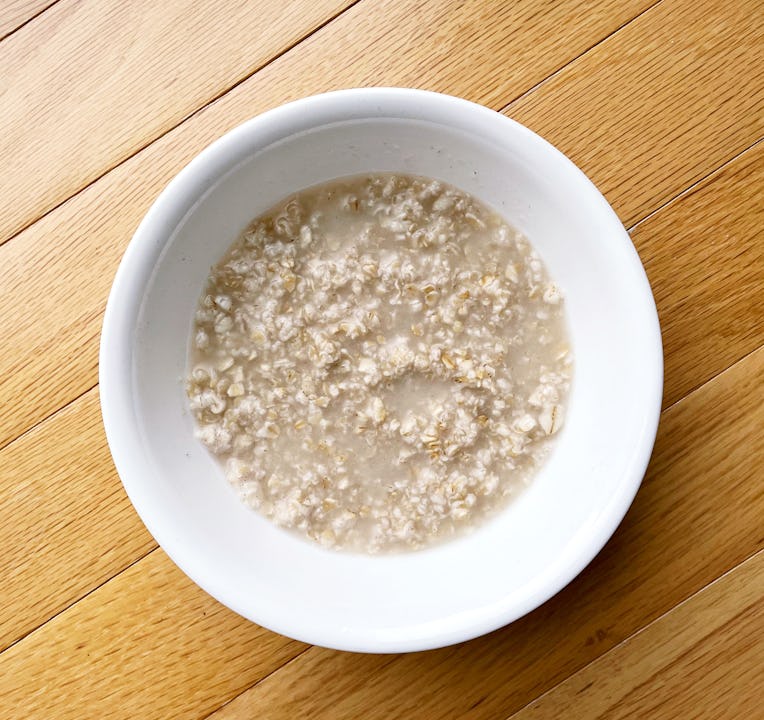 A top-down photo of a bowl of oatmeal.
