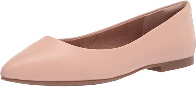 Amazon Essentials Pointed-Toe Ballet Flat Shoes