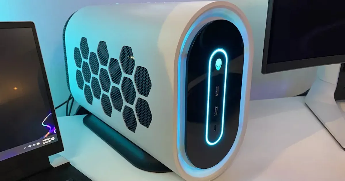 Alienware’s revived eGPU concept turns your laptop into a graphics beast