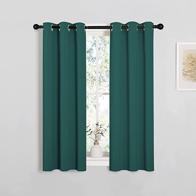 NICETOWN Bedroom Curtain Panels Blackout Draperies