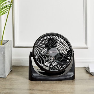 Amazon Basics 3-Speed Air Circulator Fan
