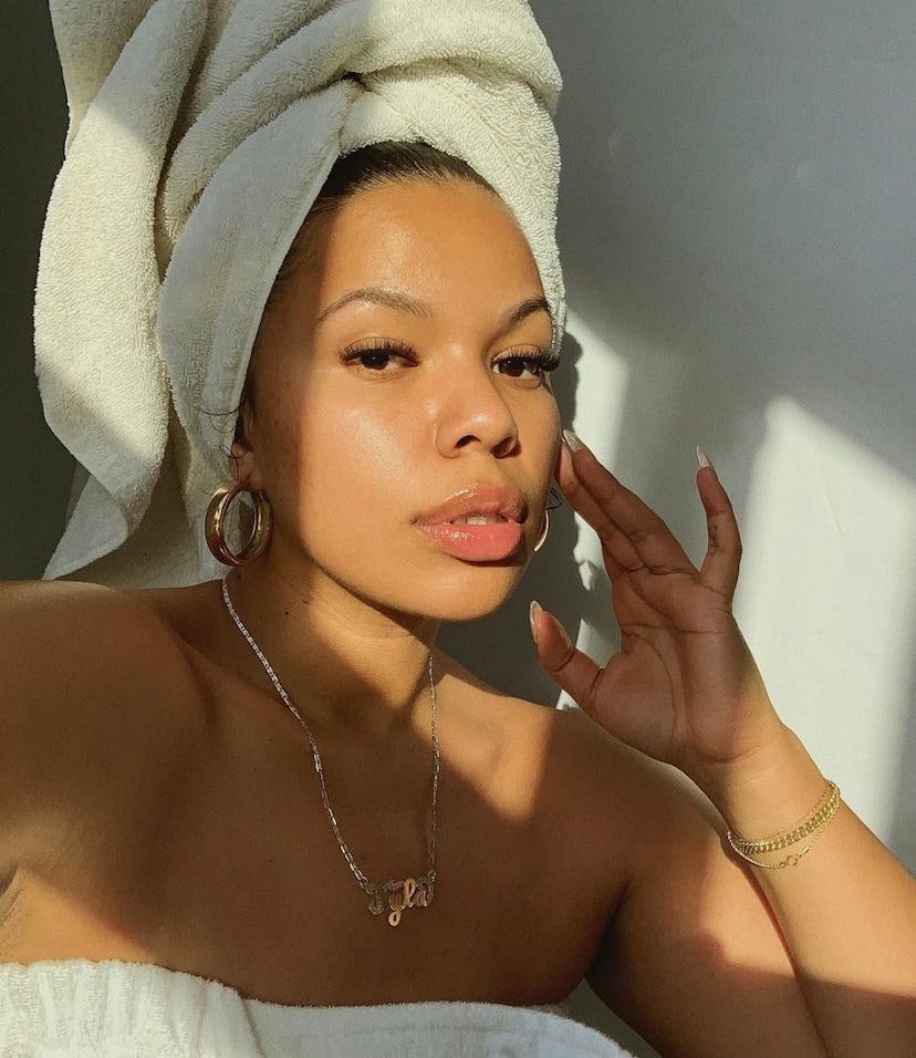 Moisturizers for dry winter skin