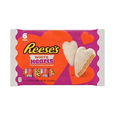 Hershey's new Valentine's Day 2022 chocolate includes Reese's White Hearts.