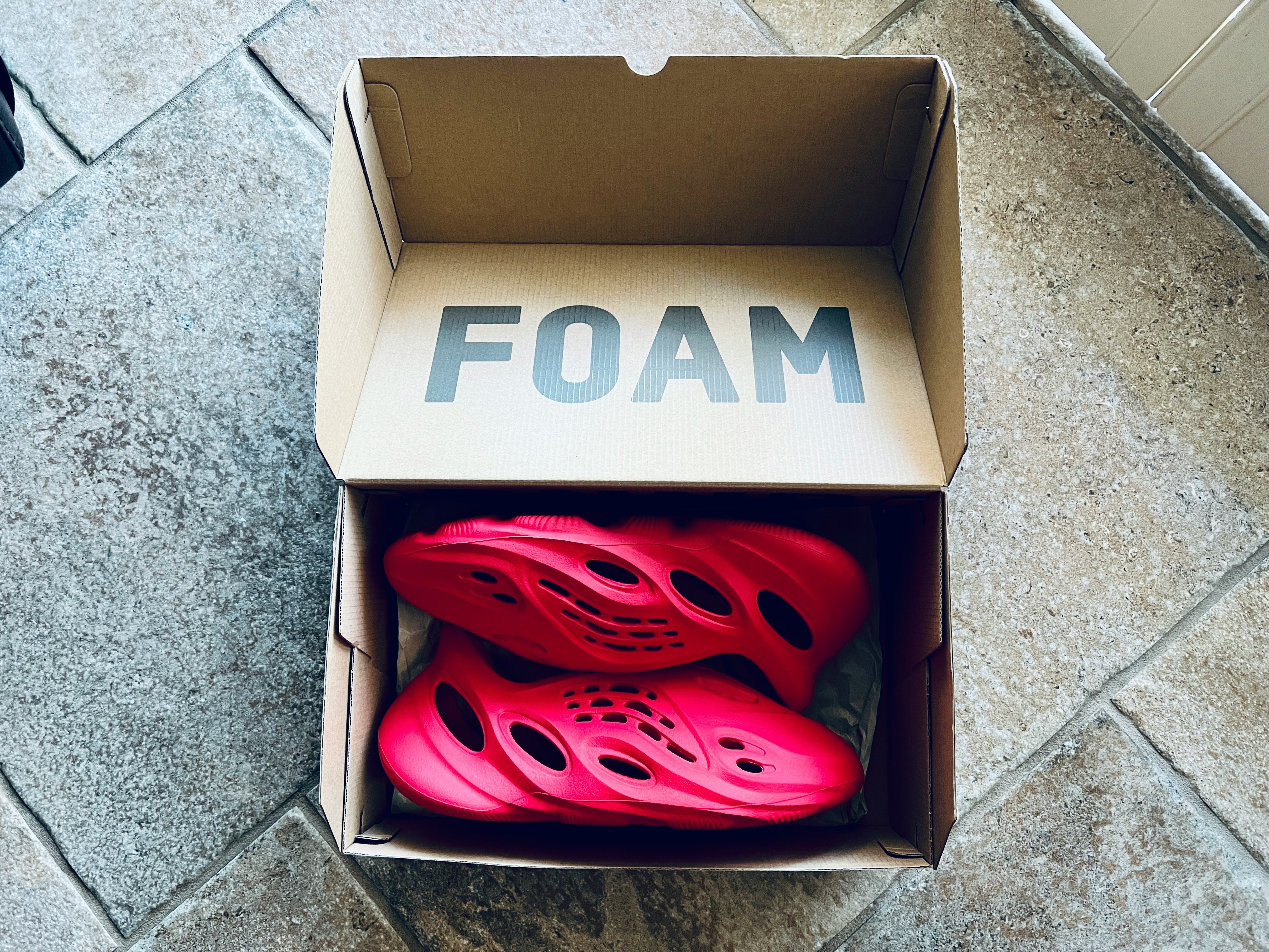 red october foam runners release date